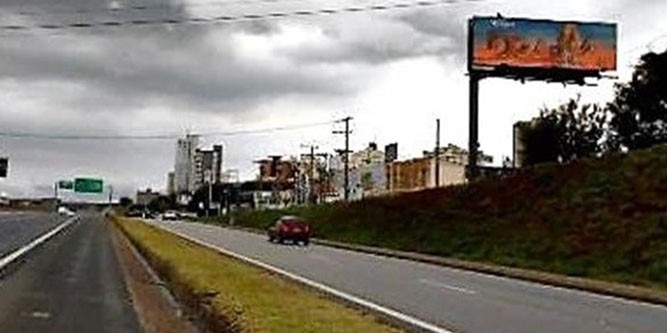 Front Light Rod. Raposo Tavares km 101 – Sorocaba/SP